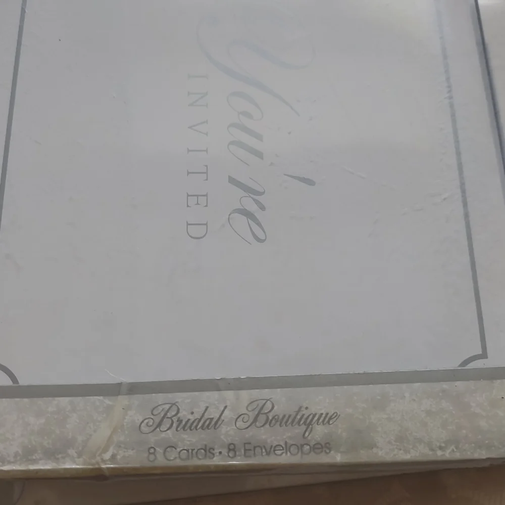 New 🆕 Bridal Boutique Invitations White Silver Frame